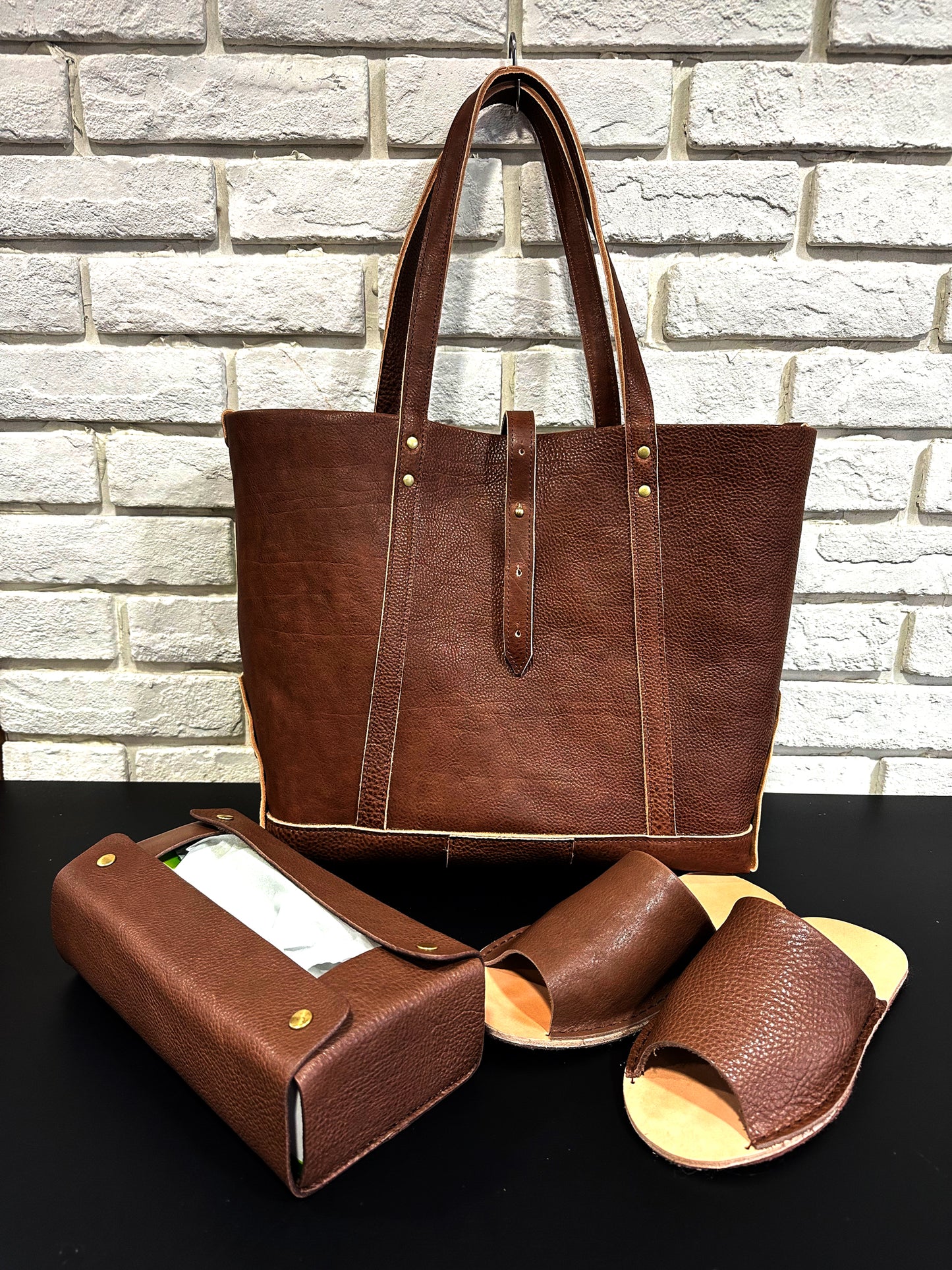 MW Natural Tanned Shrink Leather #4 Dark Brown